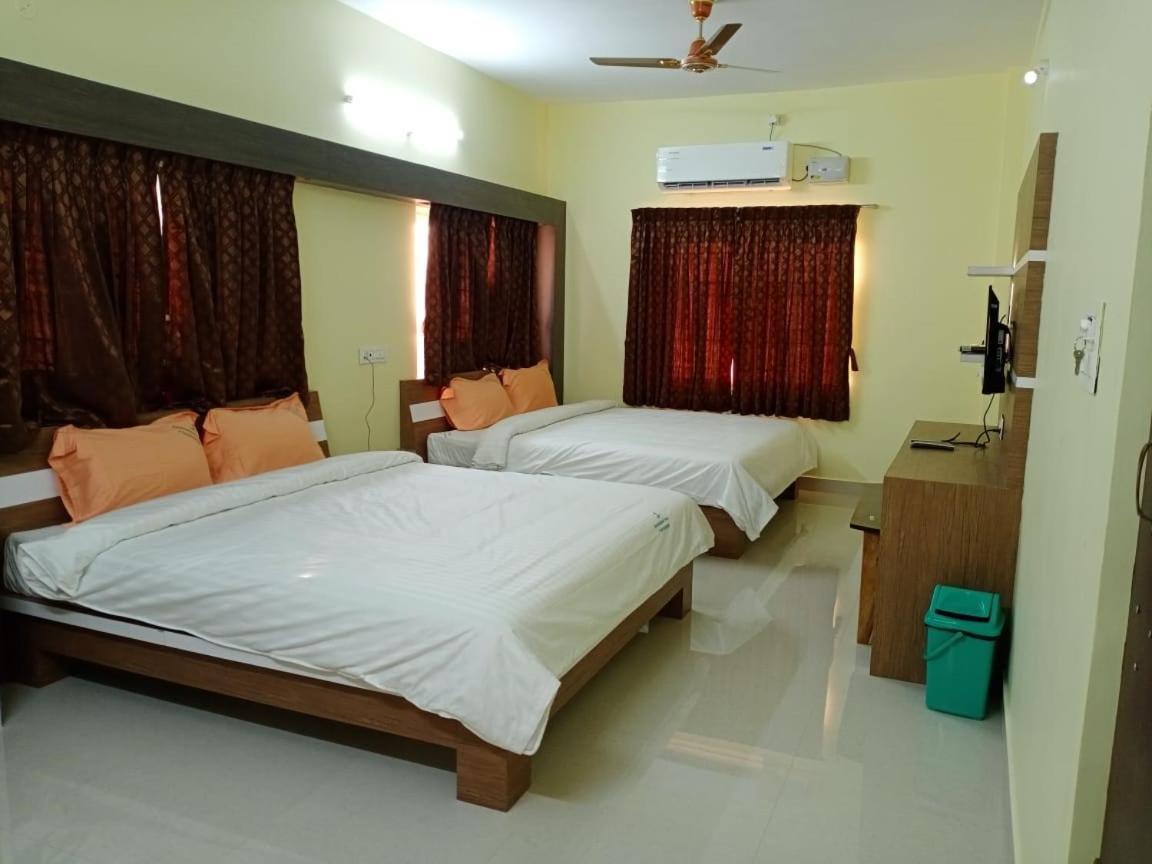 Giri Nandhana Residency Yelagiri Bagian luar foto